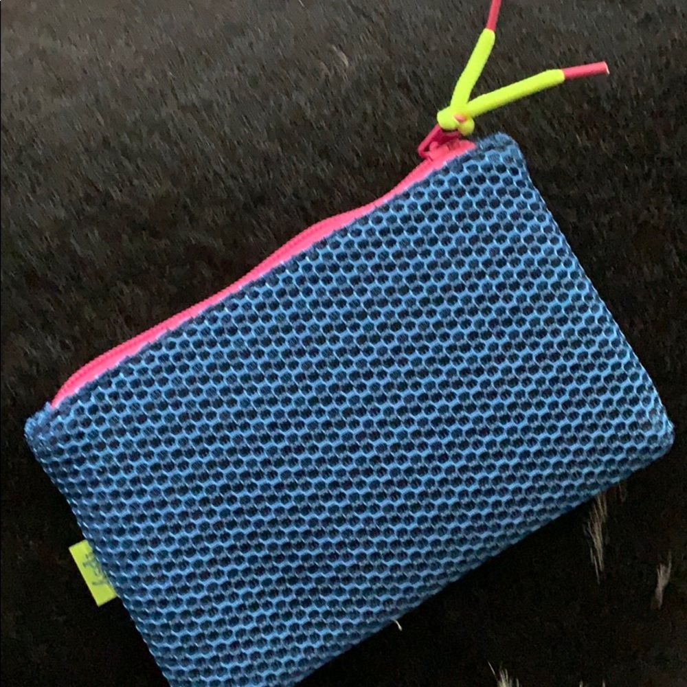 ipsy pouch - Picture 7 of 7